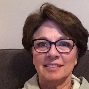 Meet your Posher, Vickie